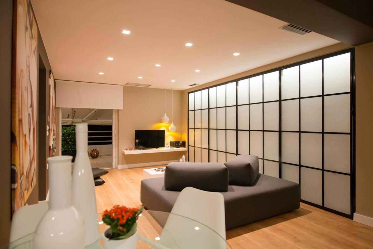 Ma Maison Nο 2, Luxury Central Suite With Parking, Ultra High Speed Internet 200 Mbps, 15' To Acropolis By Metro, 1' From Metro Αθήνα Εξωτερικό φωτογραφία